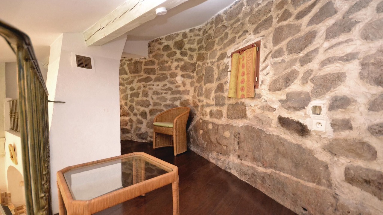 Photo of Others in Aujac