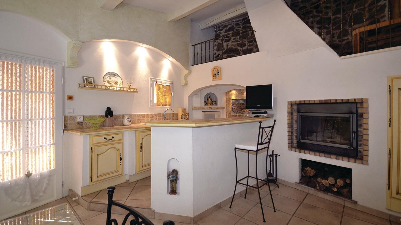 Photo of Others in Aujac