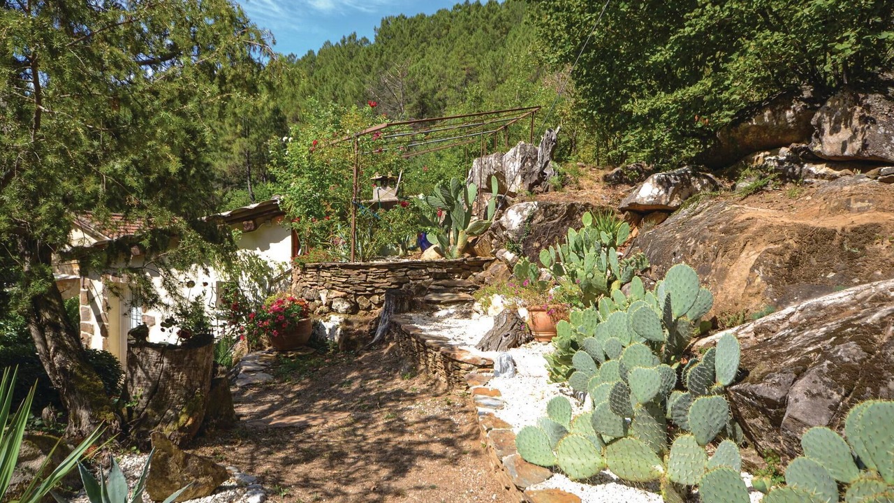 Photo of Others in Aujac