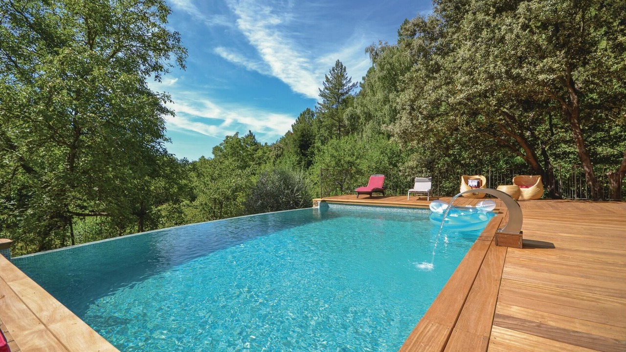 Photo of Outdoor in Aujac