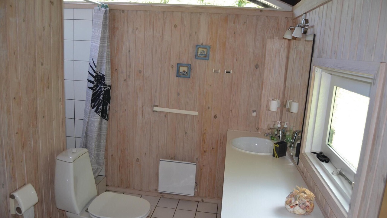 Photo of Bathroom in Jerup