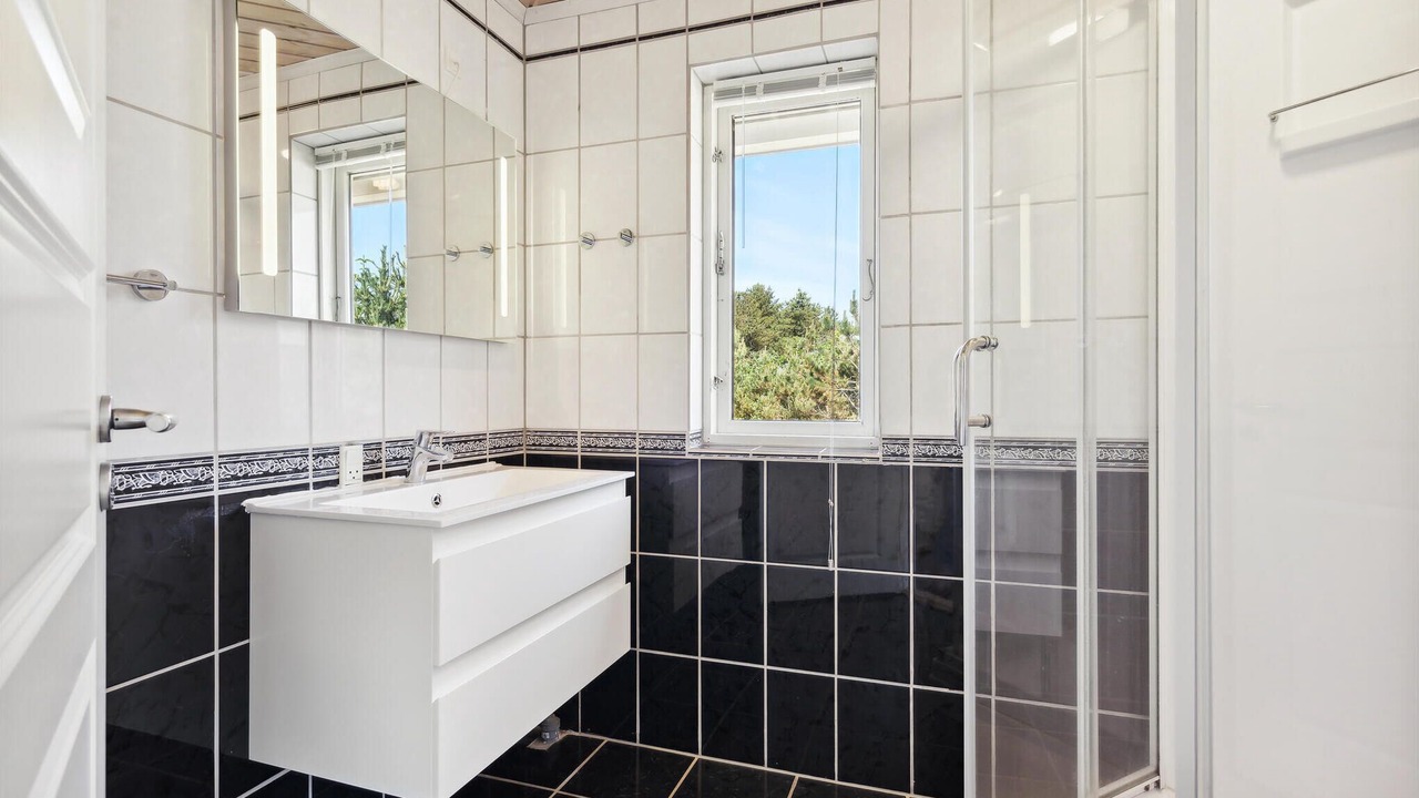 Photo of Bathroom in Skjern