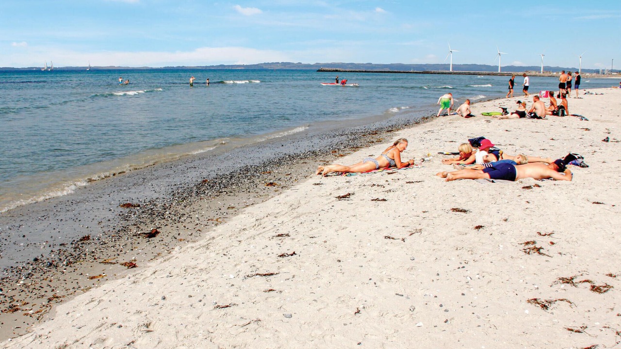 Photo of Others in Øer Strand