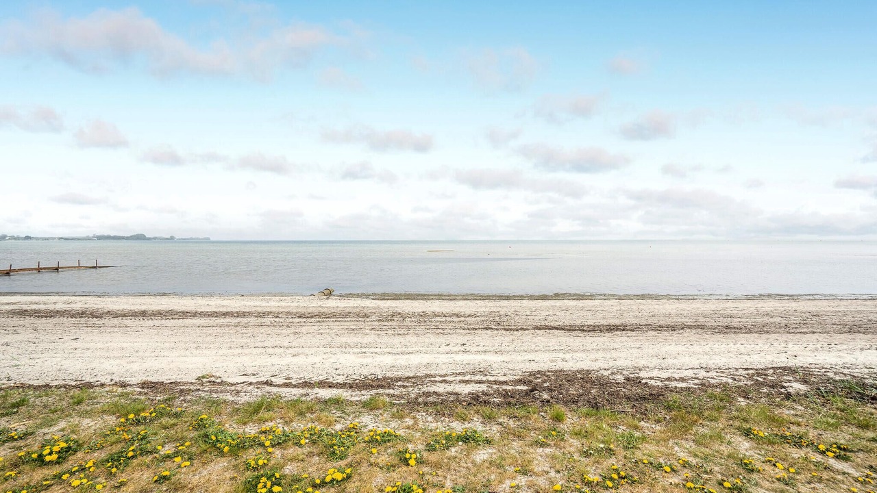 Photo of Others in Bjert