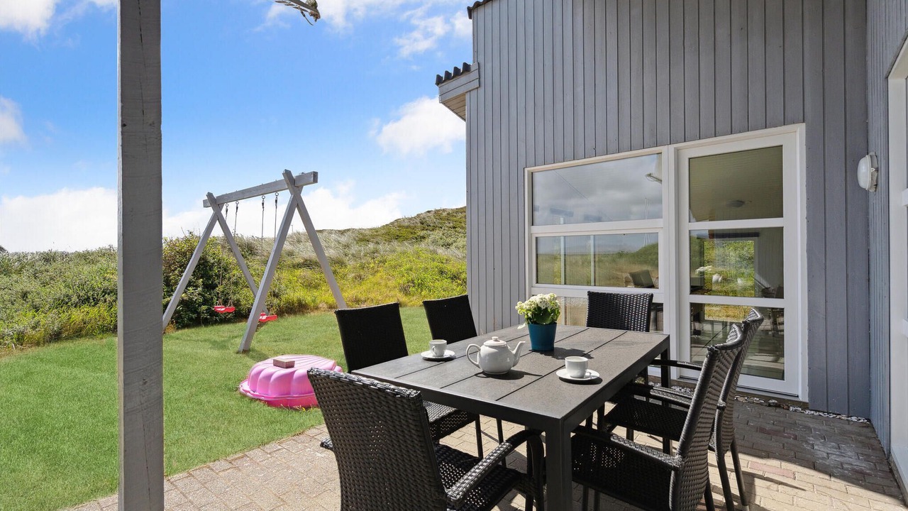 Photo of Others in Houvig Strand