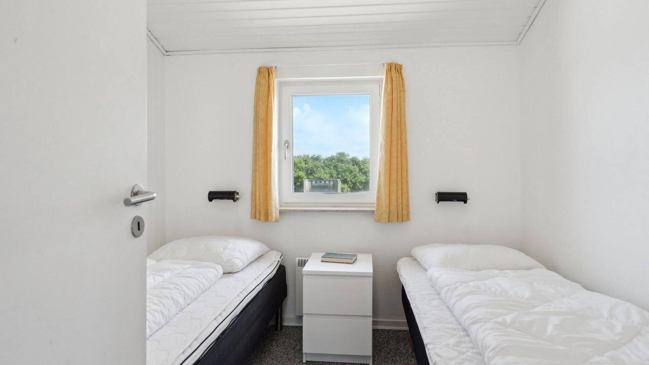 Photo of Others in Houvig Strand