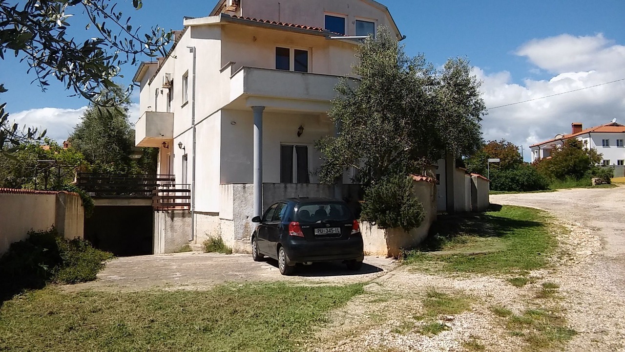 Photo of Outdoor in Liznjan