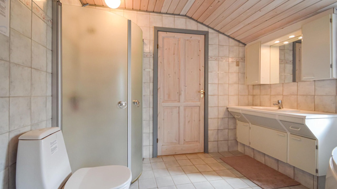 Photo of Bathroom in Sønderstrand