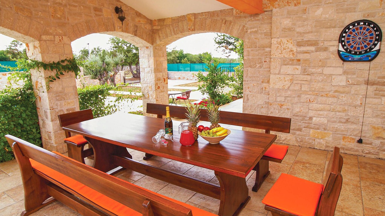 Photo of Outdoor in Gajana