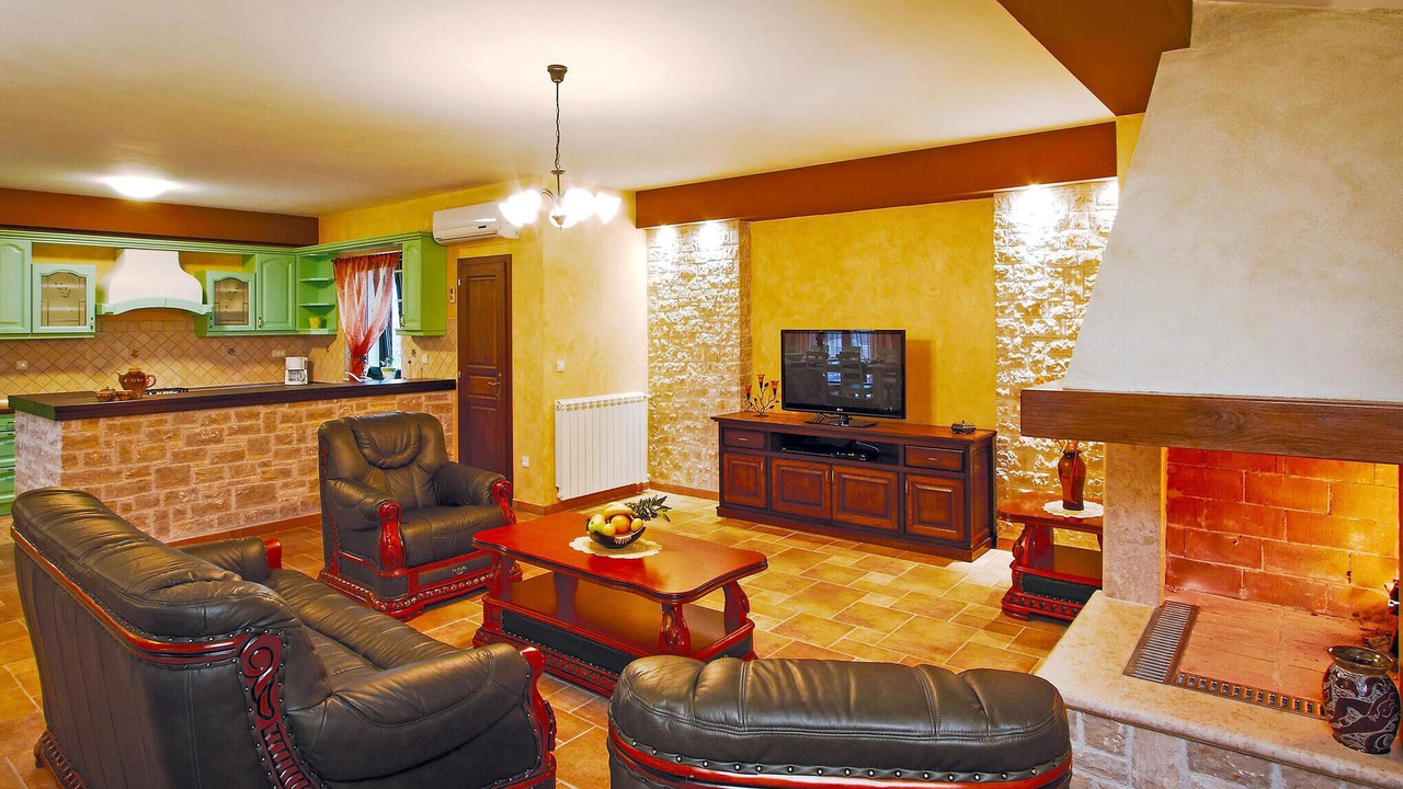 Photo of Bedroom in Gajana