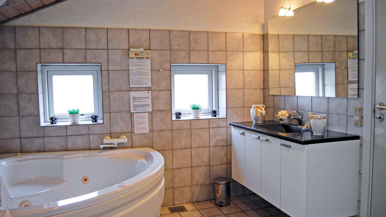 Photo of Bathroom in Vestervig