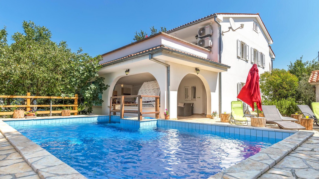 Photo of Outdoor in Paradiz