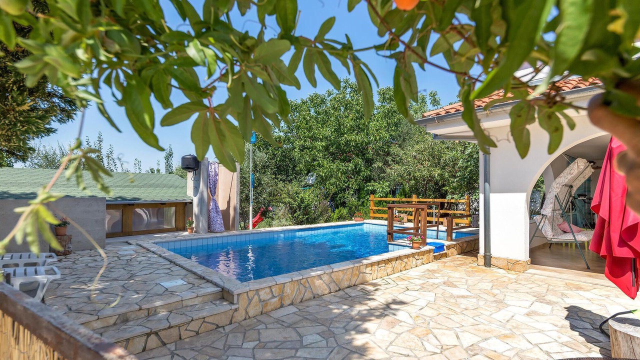 Photo of Outdoor in Paradiz