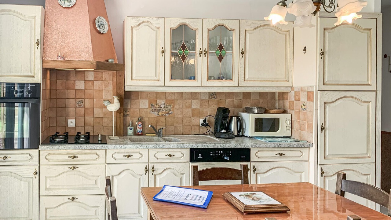 Photo of Others in Gueschart