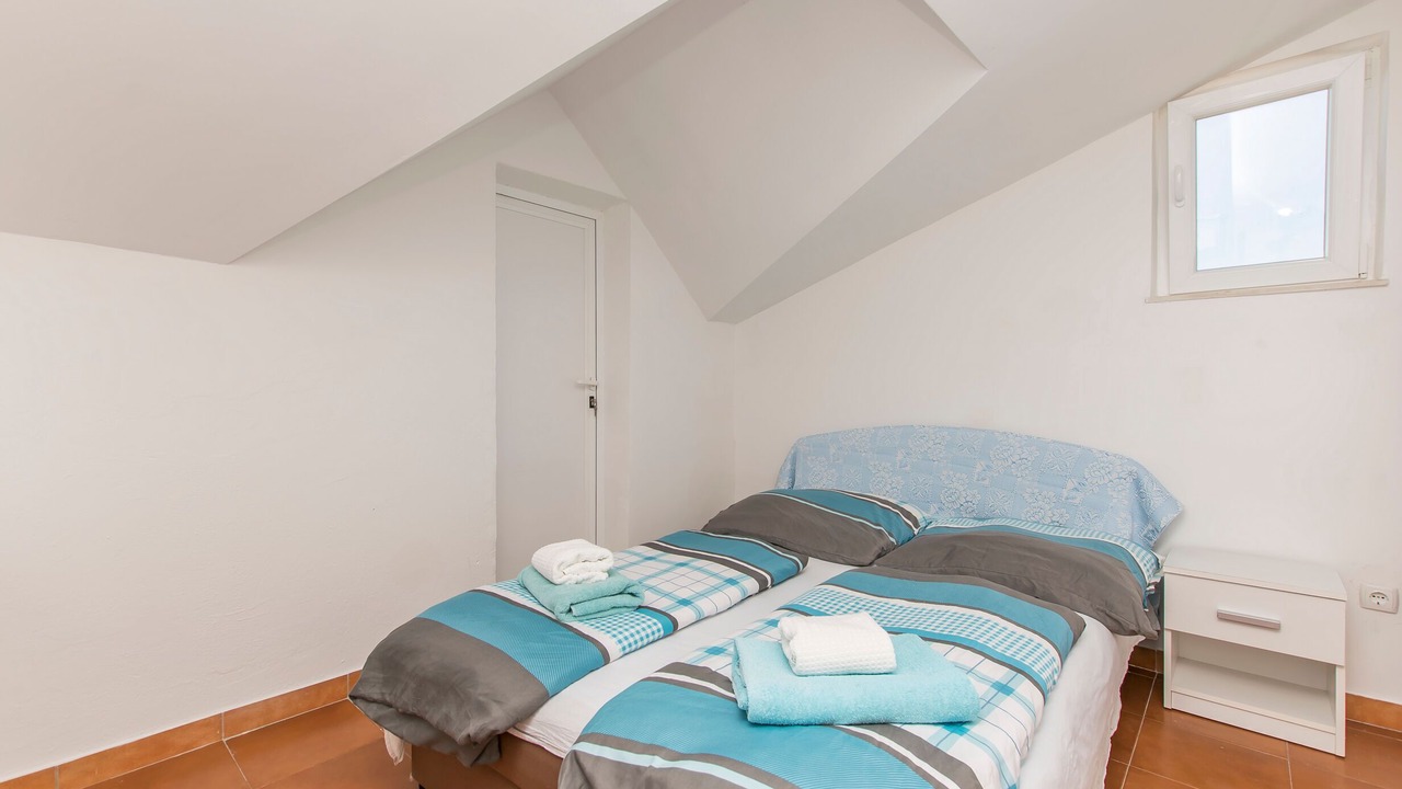 Photo of Bedroom in Tkon