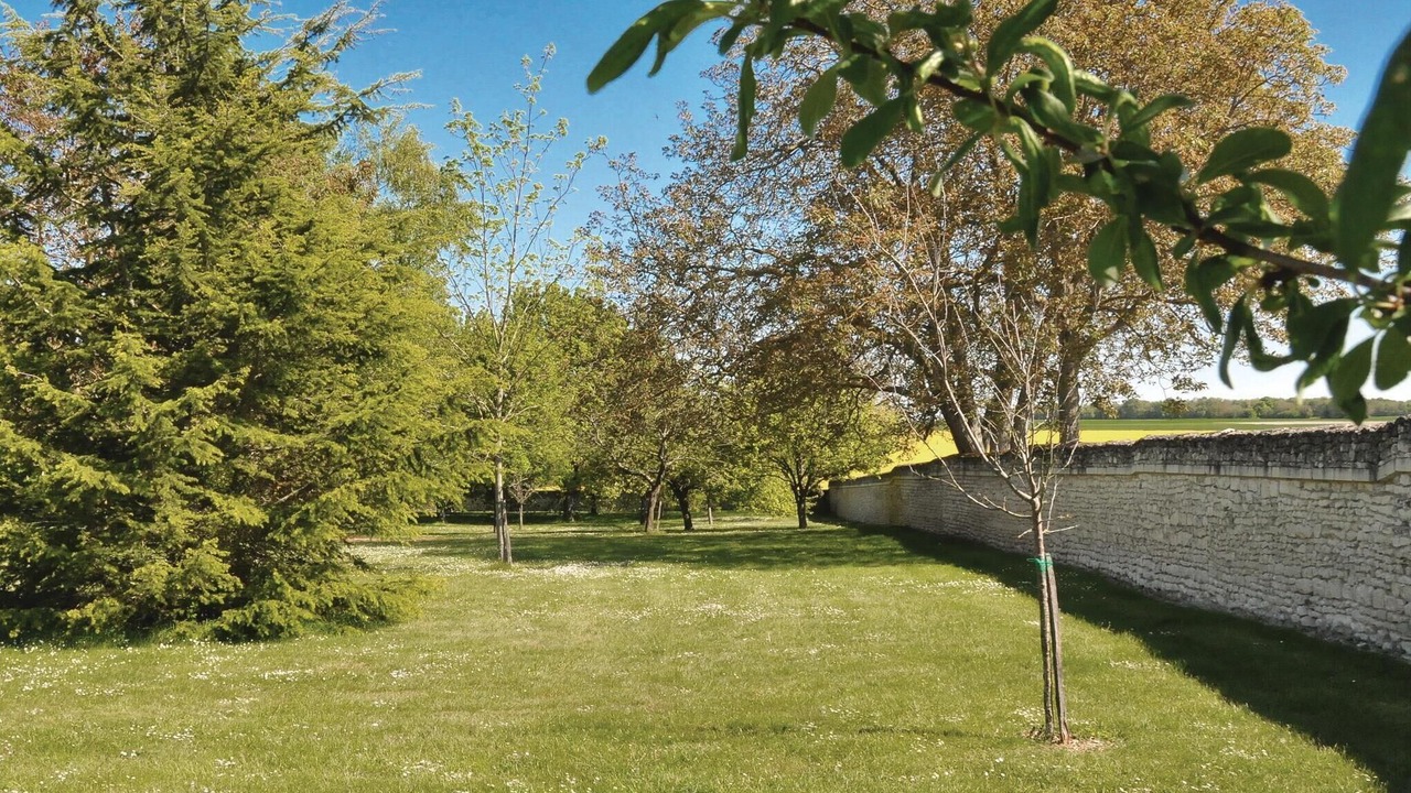 Photo of Others in Ligre