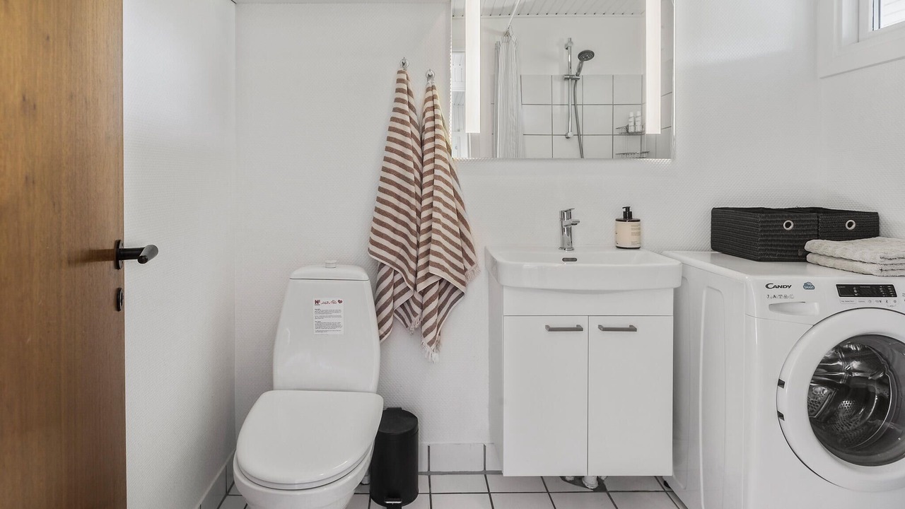 Photo of Bathroom in Bøtø By