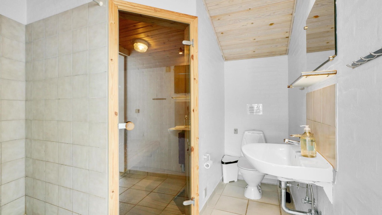 Photo of Bathroom in Klitmoller