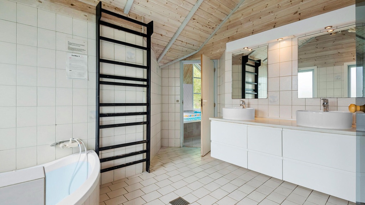 Photo of Bathroom in Blavand Strand