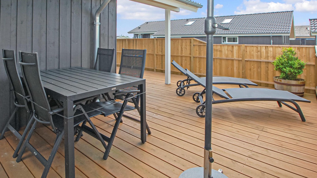 Photo of Others in Flovt Strand