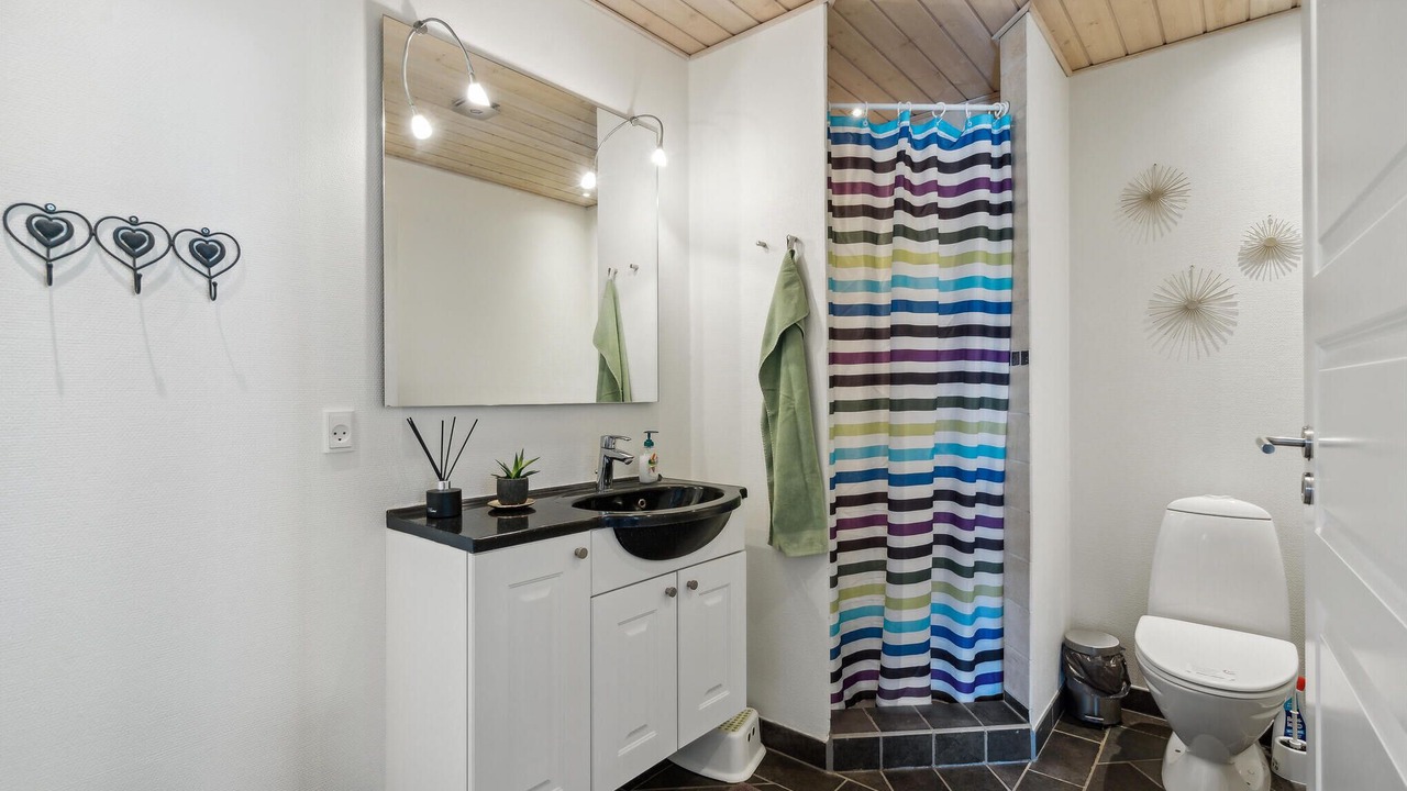 Photo of Bathroom in Skaven Strand