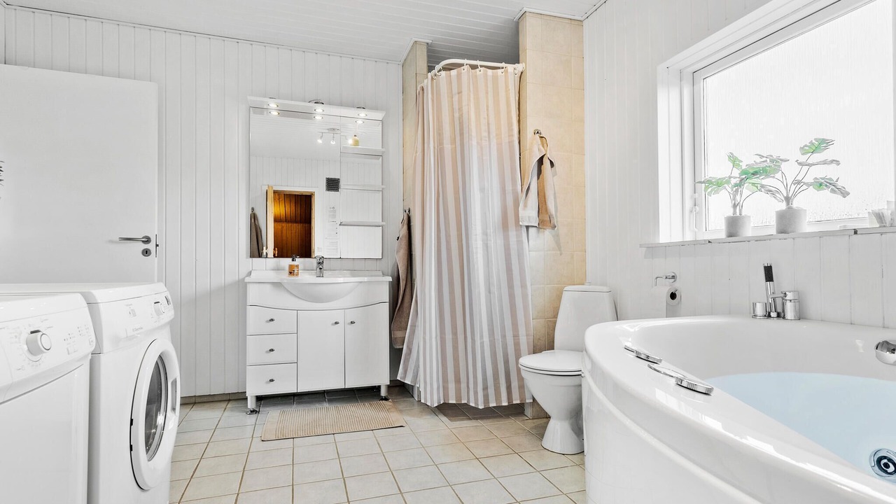 Photo of Bathroom in Skovmose