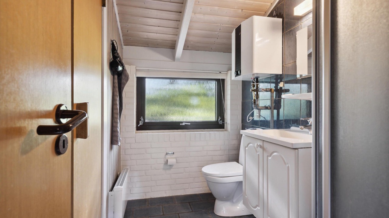 Photo of Bathroom in Henne