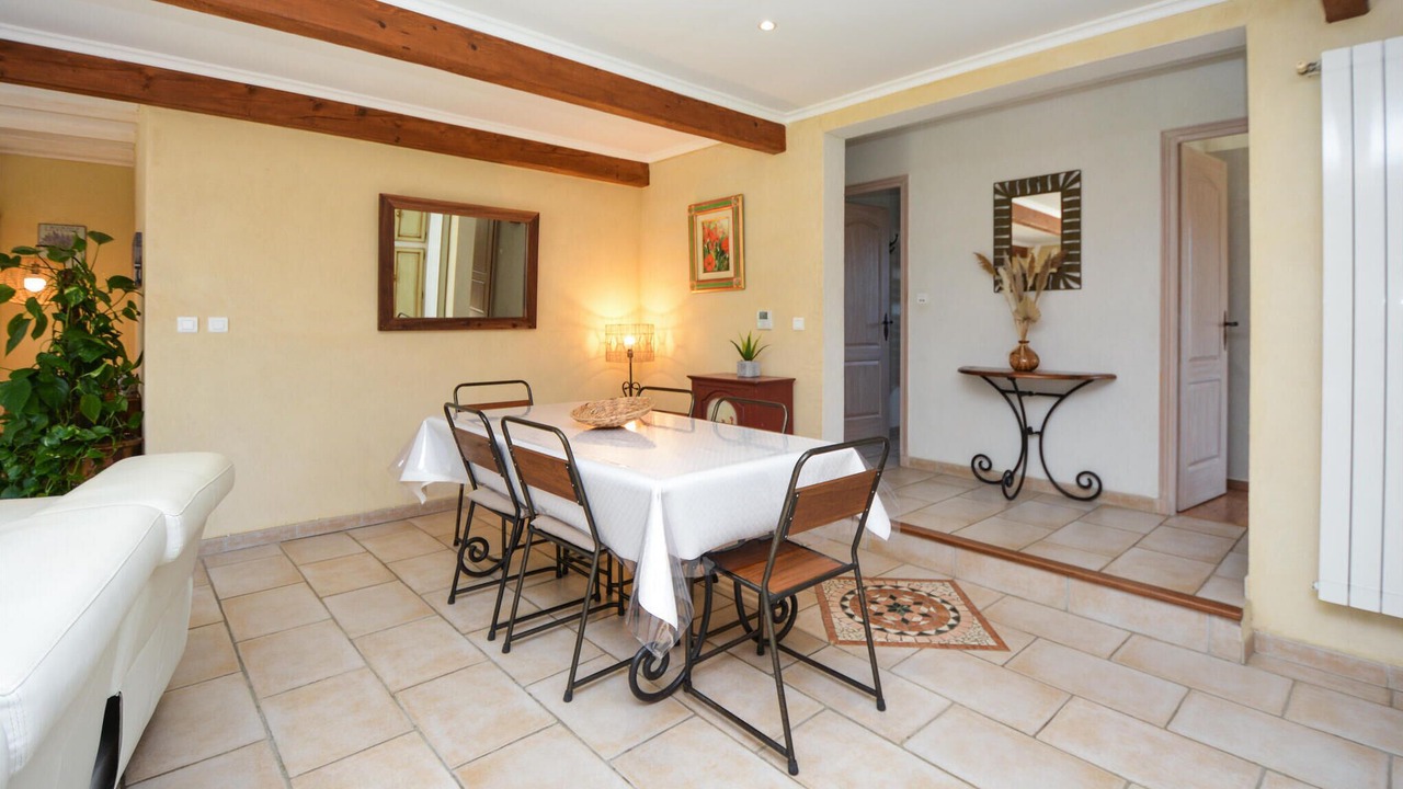 Photo of Bedroom in Mejannes-les-Ales