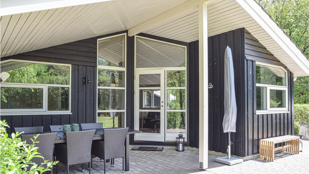 Photo of Outdoor in Skygge