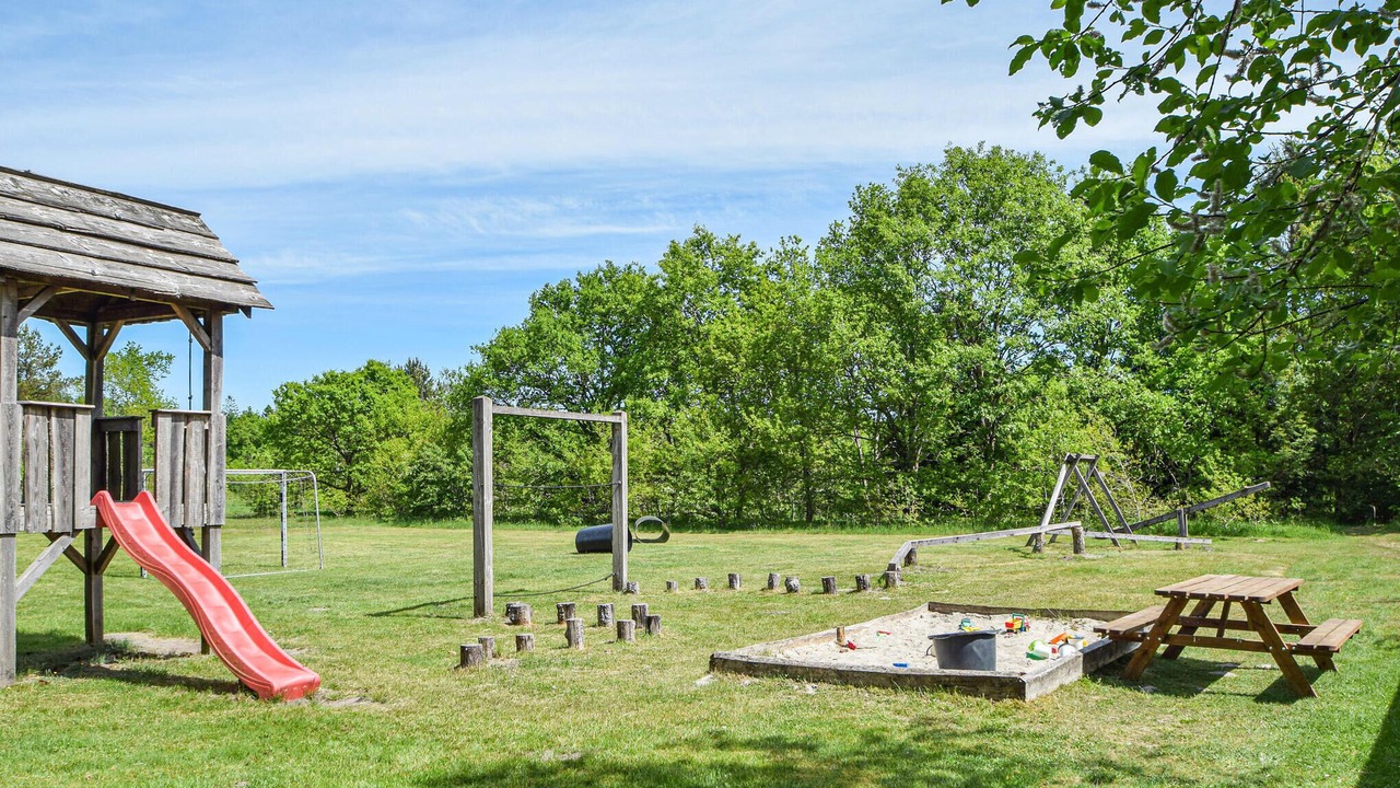 Photo of Outdoor in Skygge