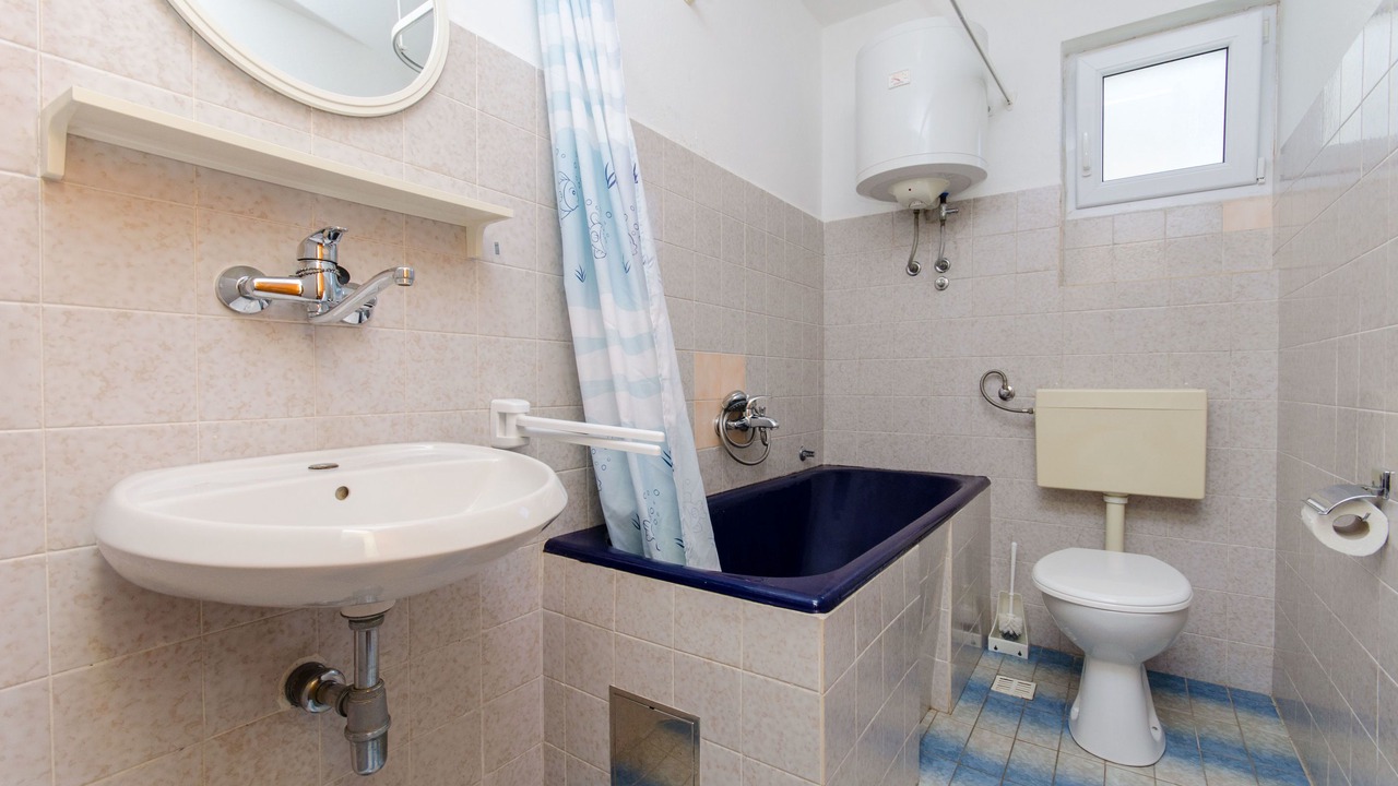 Photo of Bathroom in Blato