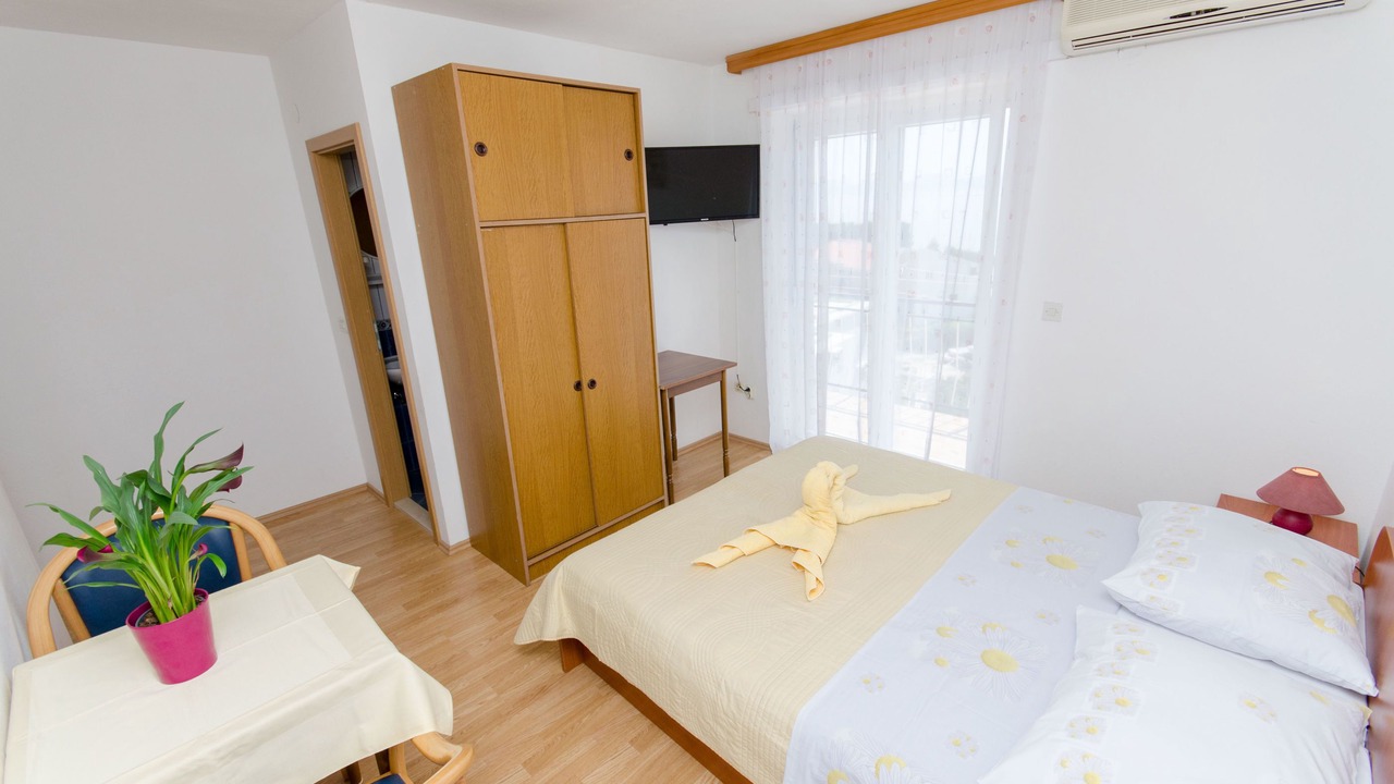 Photo of Bedroom in Blato