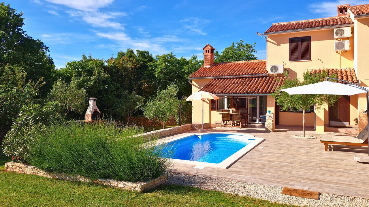 Photo of Outdoor in Filipana