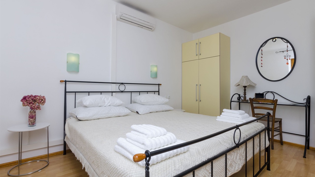 Photo of Bedroom in Bol