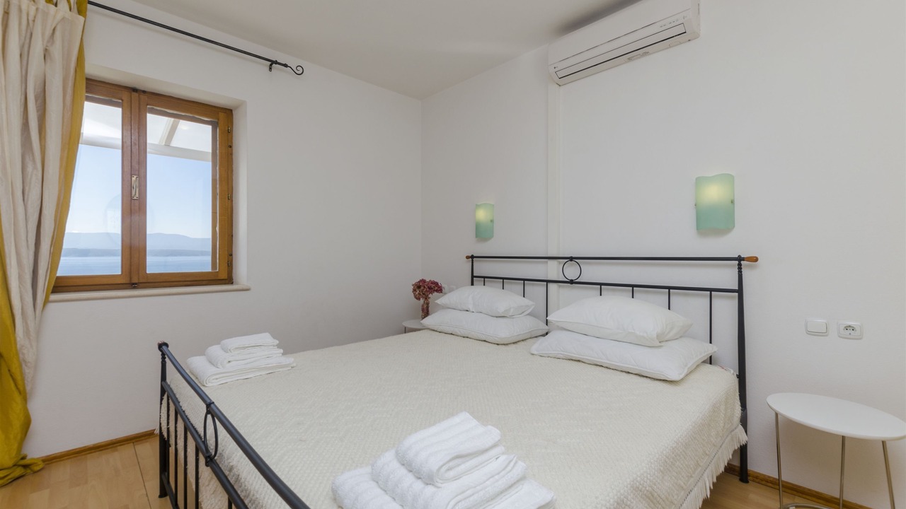 Photo of Bedroom in Bol