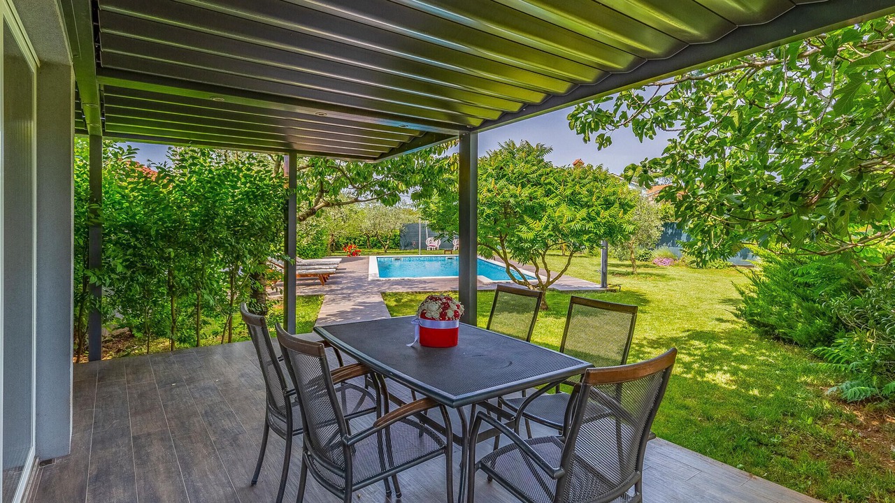 Photo of Outdoor in Valbandon