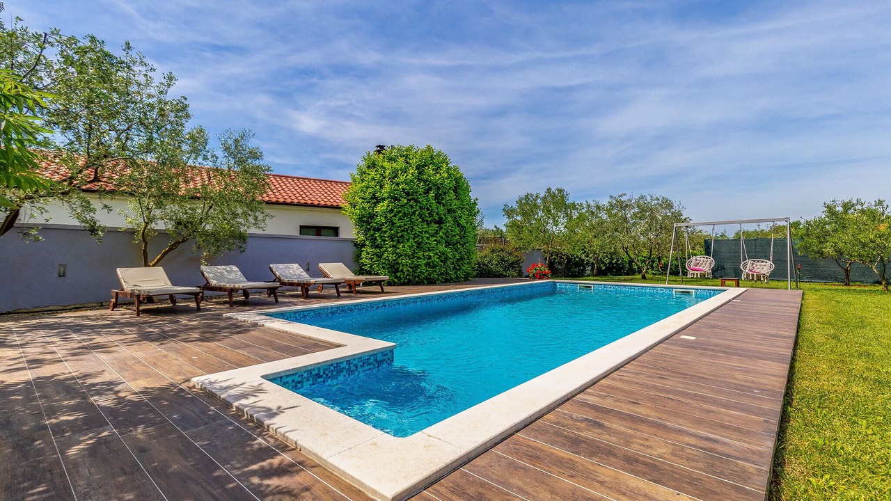Photo of Outdoor in Valbandon
