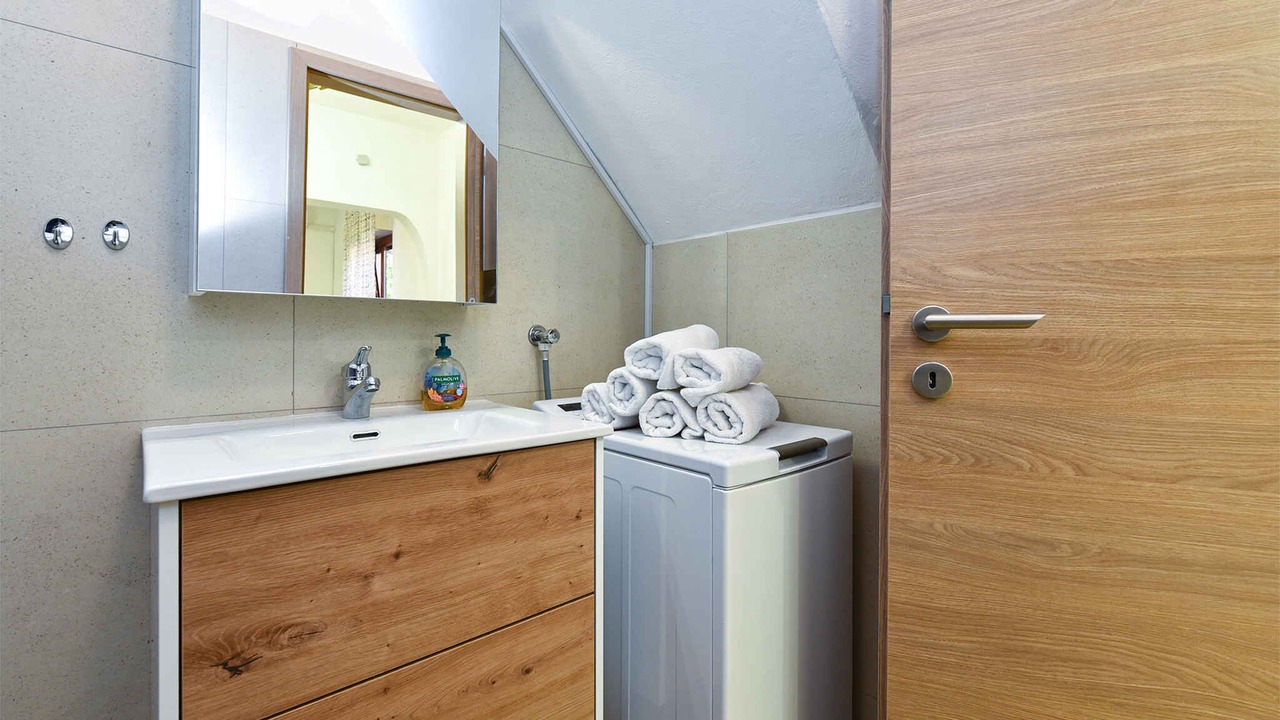 Photo of Bathroom in Valbandon