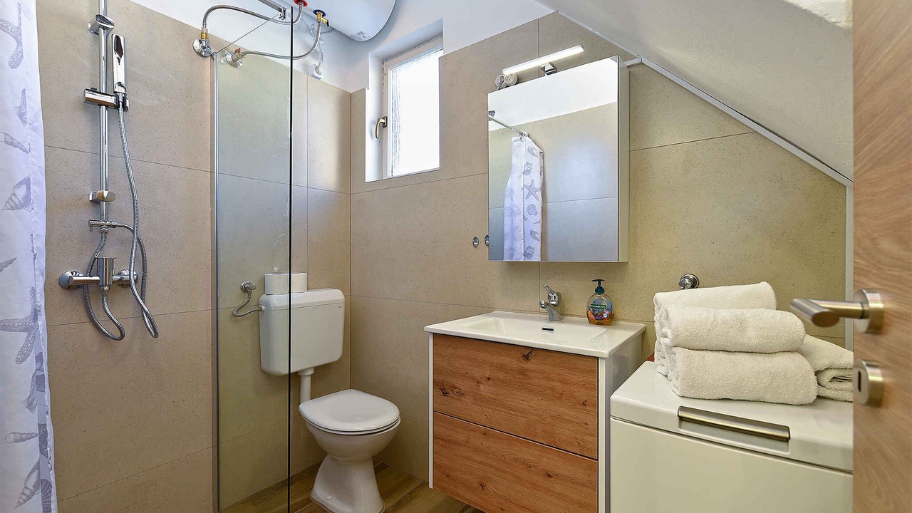 Photo of Bathroom in Valbandon