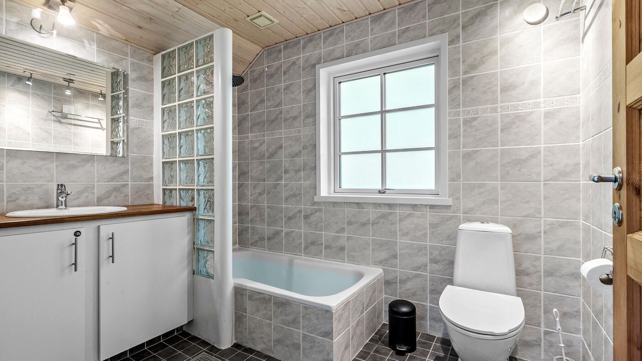 Photo of Bathroom in Hemmet