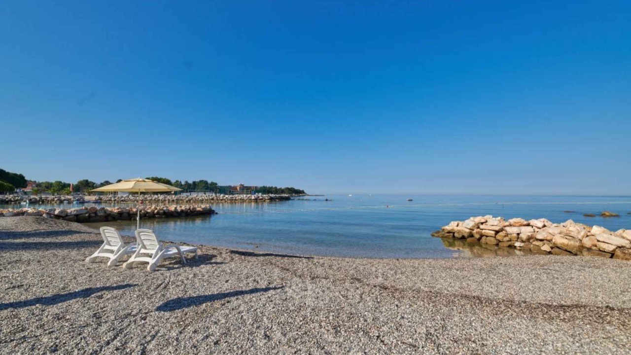 Photo of Others in Monterol