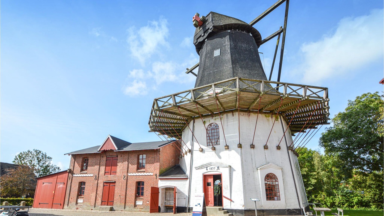 Photo of Others in Emmerlev