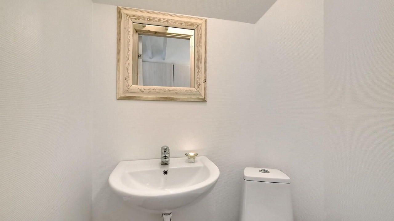 Photo of Bathroom in Henne