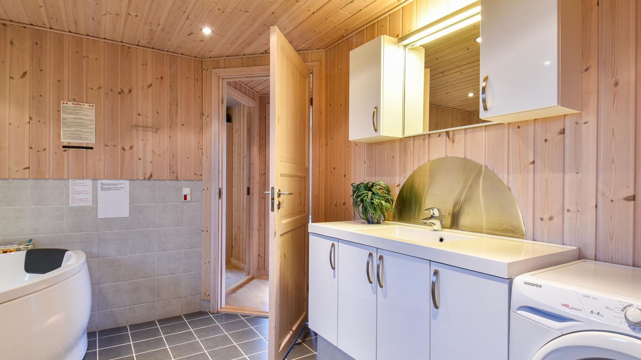 Photo of Bathroom in Harboore