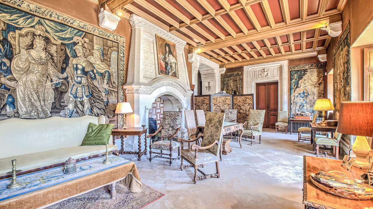 Photo of Bedroom in Saint-Martin-des-Combes