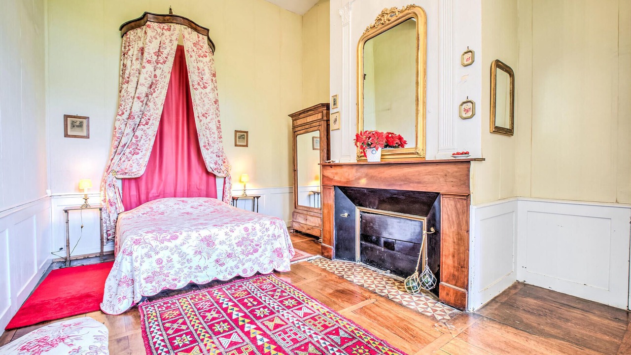 Photo of Others in Saint-Martin-des-Combes