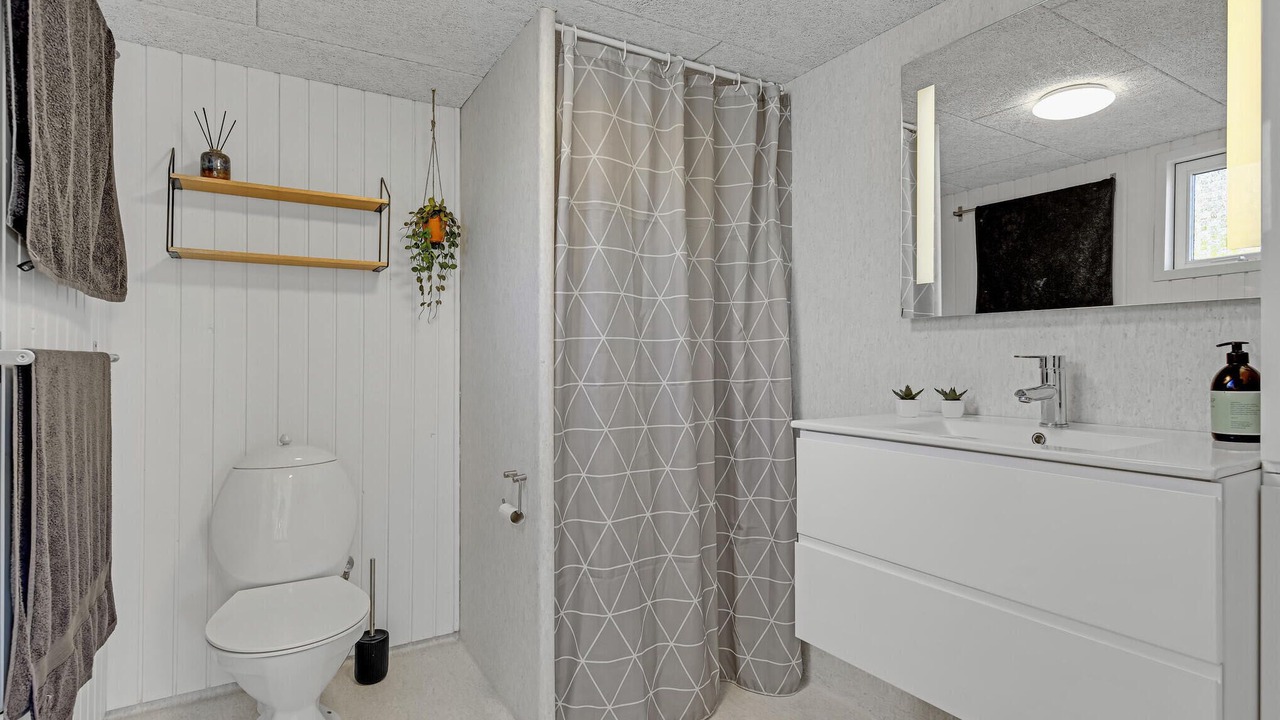 Photo of Bathroom in Aabenraa