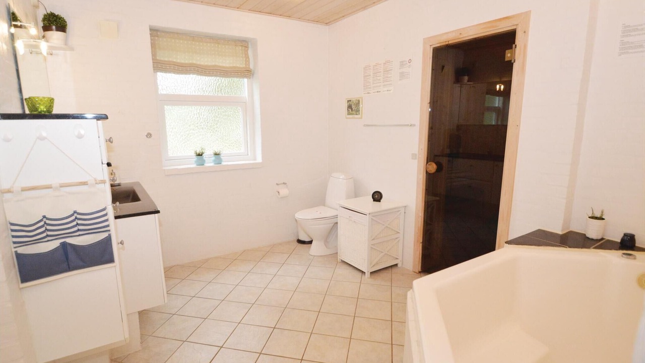 Photo of Bathroom in Blavand Strand