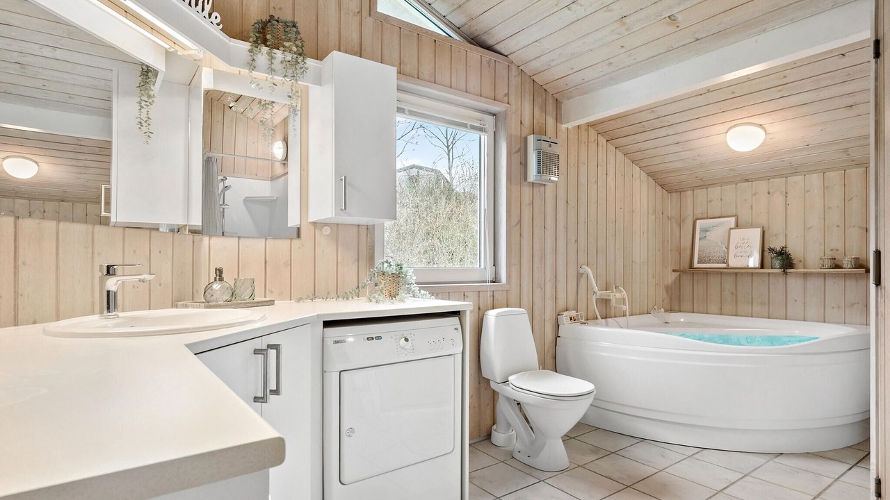 Photo of Bathroom in Egsmark Strand