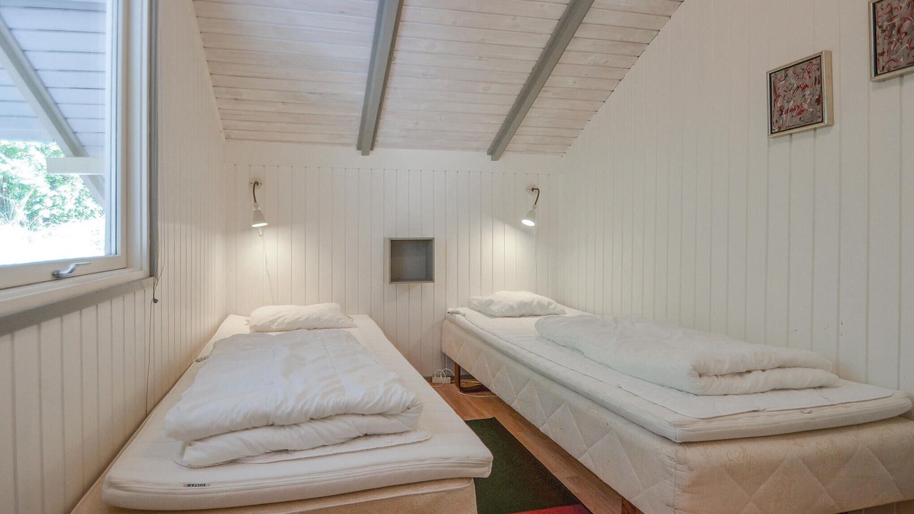 Photo of Others in Knebel